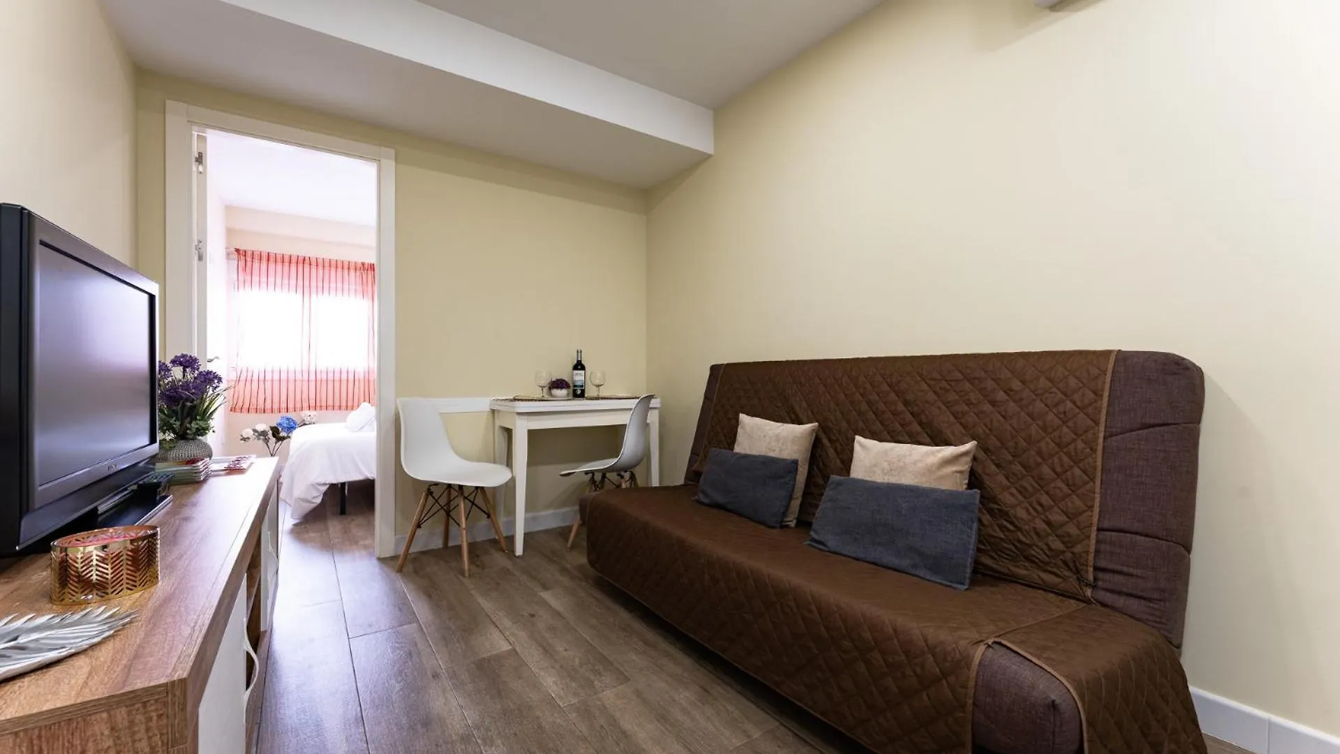 Malagasuite Bermeja City 2 0*, Málaga Spanyolország